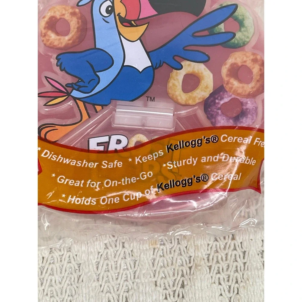 Kellogg's Froot Loops Toucan Sam Snack Containers Set of 2 Red Plastic 2001 VTG